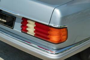 Image 19/50 de Mercedes-Benz 380 SEC (1982)