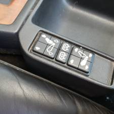 Image 23/41 of BMW 745i (1984)