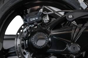 Bild 9/22 von BMW DUMMY (2021)