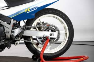 Bild 14/50 von Yamaha FZ 750 (1986)