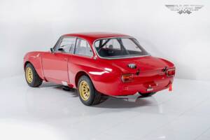 Bild 2/16 von Alfa Romeo Giulia 1750 GT Am (1969)