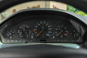 Image 40/50 de Mercedes-Benz 300 SL (1990)