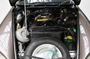 Bild 22/32 von Citroën DS 23 Pallas IE (1973)