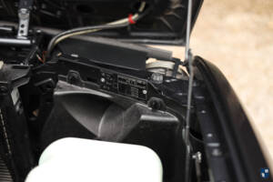 Bild 67/83 von BMW 325i (1990)