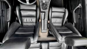 Immagine 12/53 di BMW 320i (1989)