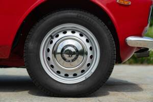 Afbeelding 16/50 van Alfa Romeo Giulia 1600 Sprint GT Veloce (1967)