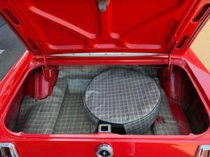 Image 16/22 of Ford Mustang 289 (1965)