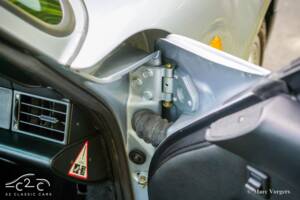 Image 5/63 of Porsche 911 Carrera (1996)