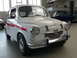 Image 28/29 of SEAT 600 D (1972)