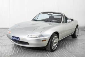 Bild 18/50 von Mazda MX-5 1.6 (1990)