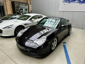Bild 1/17 von Porsche 911 Turbo (2002)