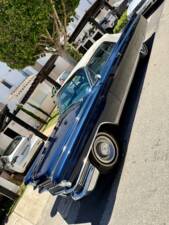 Bild 23/34 von Cadillac Eldorado Biarritz Convertible (1963)