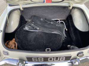 Bild 9/11 von MG MGC (1967)