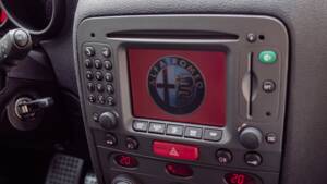 Image 36/60 of Alfa Romeo 147 3.2 GTA (2003)