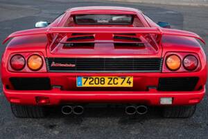 Image 43/48 of Lamborghini Diablo (1991)