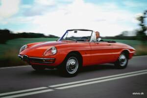 Afbeelding 42/50 van Alfa Romeo 1600 Spider Duetto (1967)
