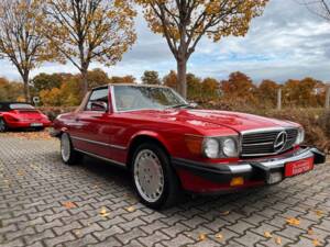 Image 5/22 de Mercedes-Benz 560 SL (1986)