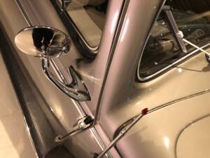 Image 14/64 of Volkswagen Beetle 1200 Export &quot;Oval&quot; (1956)