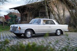 Image 7/14 de Mercedes-Benz 280 SE (1969)