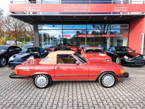 Bild 2/22 von Mercedes-Benz 560 SL (1986)