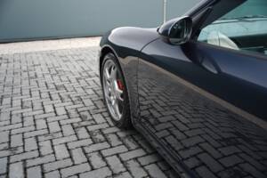 Bild 48/50 von Porsche 911 Carrera 4S (2007)