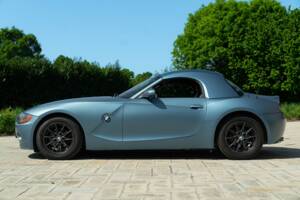 Immagine 4/49 di BMW Z4 2.2i (2004)