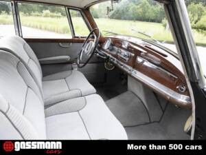 Image 11/15 de Mercedes-Benz 300 d (1960)