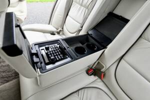 Afbeelding 28/50 van Jaguar XJ 8 4.2 (2003)