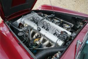 Bild 48/50 von Aston Martin DB 6 Vantage (1966)