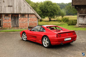 Immagine 4/76 di Ferrari F 355 F1 GTS (1997)