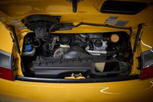 Bild 75/100 von Porsche 911 GT3 (2003)