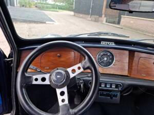 Bild 9/12 von Mini 850 (1977)