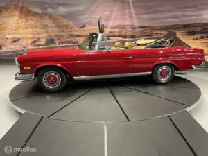 Image 35/40 of Mercedes-Benz 280 SE (1969)