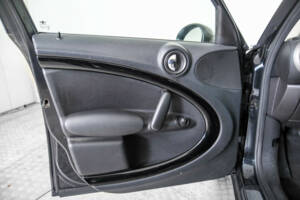 Image 31/50 of Mini One Countryman (2011)