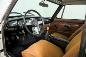 Imagen 11/50 de MG MGB GT V8 (1975)
