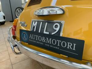 Image 19/21 of FIAT 500 L (1971)