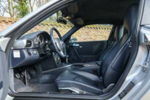 Image 40/50 of Porsche 911 Carrera S (2004)