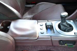 Image 35/50 de Aston Martin V8 Vantage (2005)
