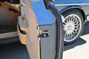 Bild 39/50 von Mercedes-Benz 280 CE (1983)