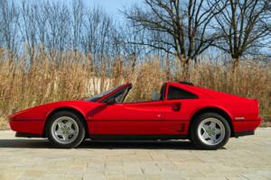 Image 6/50 of Ferrari 208 GTS Turbo (1986)