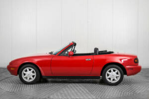 Bild 9/50 von Mazda MX-5 1.6 (1992)