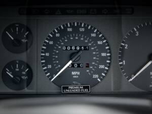 Image 7/60 of Jaguar XJ 220 (1992)