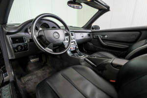 Image 7/45 of Mercedes-Benz SLK 200 (1999)