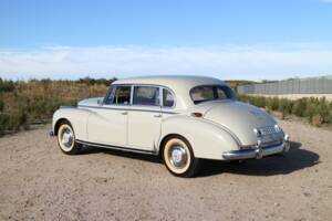 Imagen 2/19 de Mercedes-Benz 300 c (1956)
