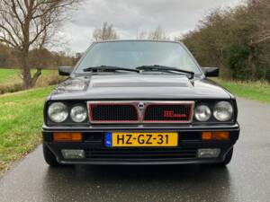 Image 3/8 of Lancia Delta HF Turbo (1988)