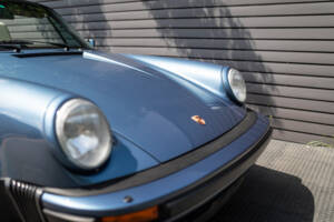 Imagen 21/44 de Porsche 911 Turbo 3.3 (1989)