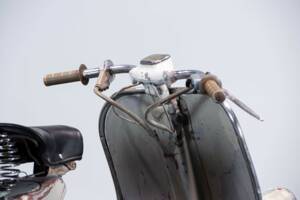 Immagine 23/50 di Piaggio Vespa 125 (1954)