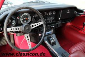 Bild 2/4 von Jaguar E-Type V12 (2+2) (1972)