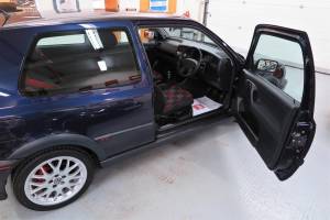 Bild 7/12 von Volkswagen Golf III 2.0 16V GTI (1996)