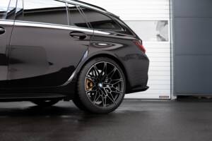 Image 17/32 of BMW M3 Competition Touring xDrive (2024)